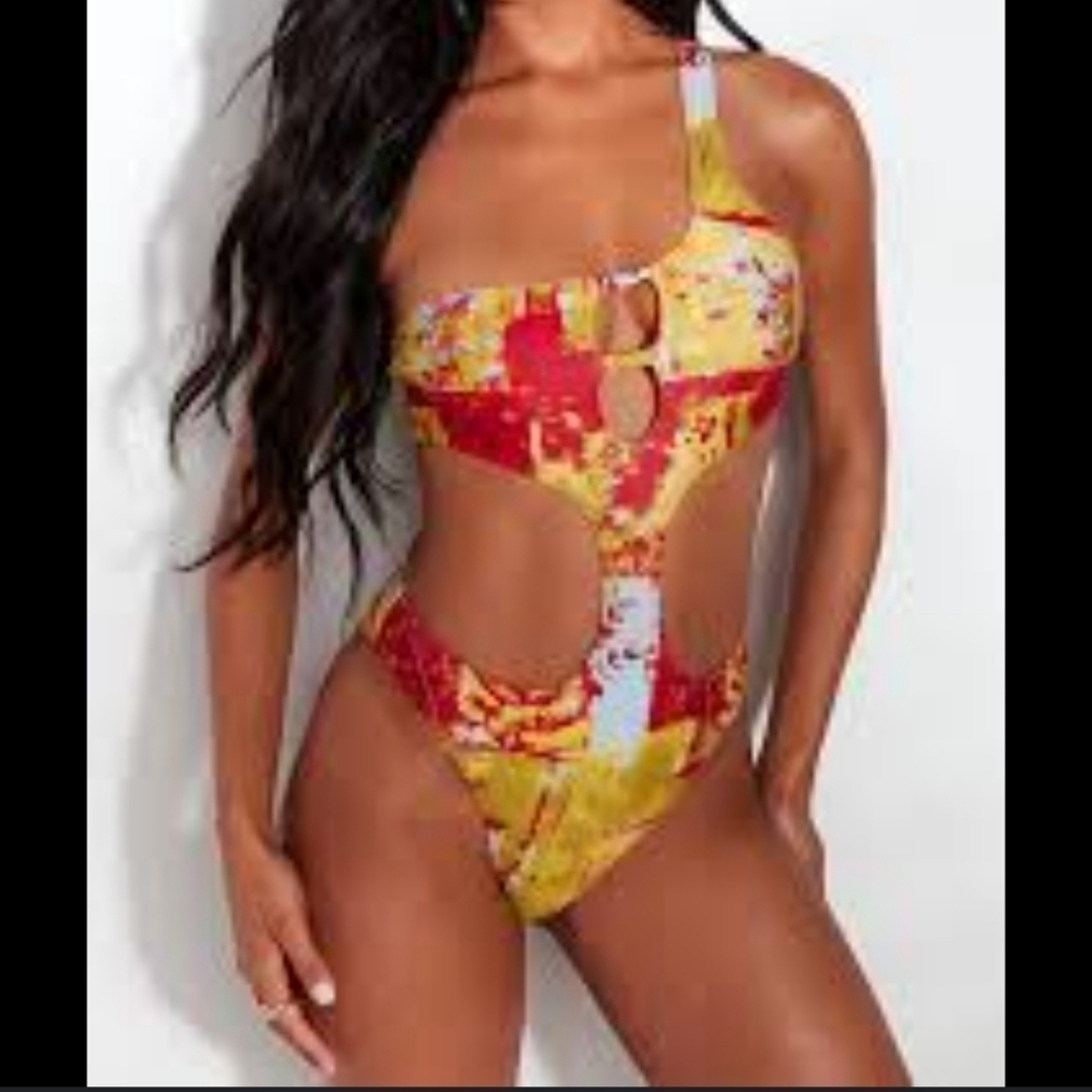 Pretty Little Thing Multi Abstract Print One Shoulder Cut Out Swimsuit SZ 10 NWT